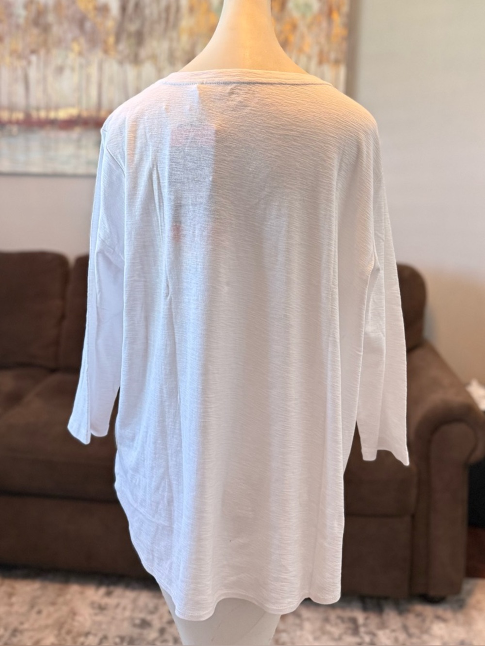 Kirkland Signature Women's 3/4 Sleeve V- Neck Slub Tee - Picture 9 of 10